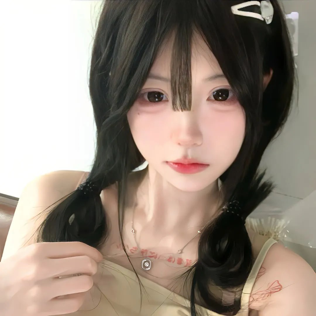 闪亮的眼睛封面